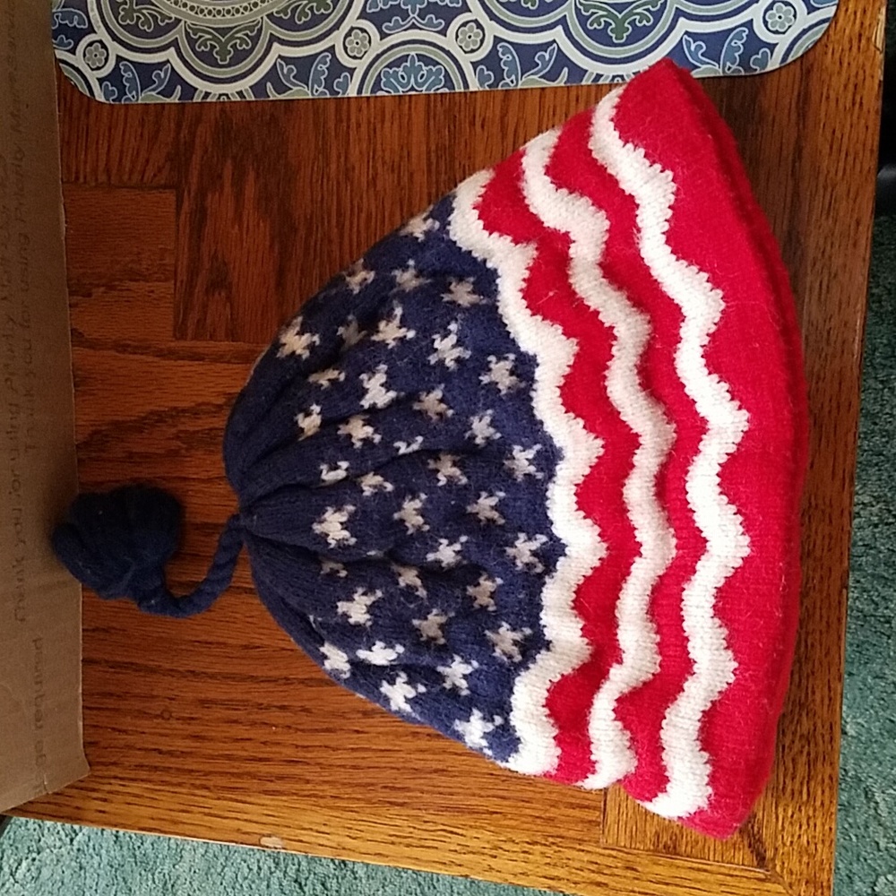 Wavy Stars and Stripes Hat